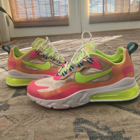 Nike Shoes - Nike Air Max 270 React